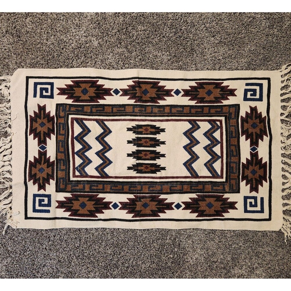 Southwest Aztec Accent Rug 26 x 21.5" Fringe Small Neutral Colors Vtg Cotton